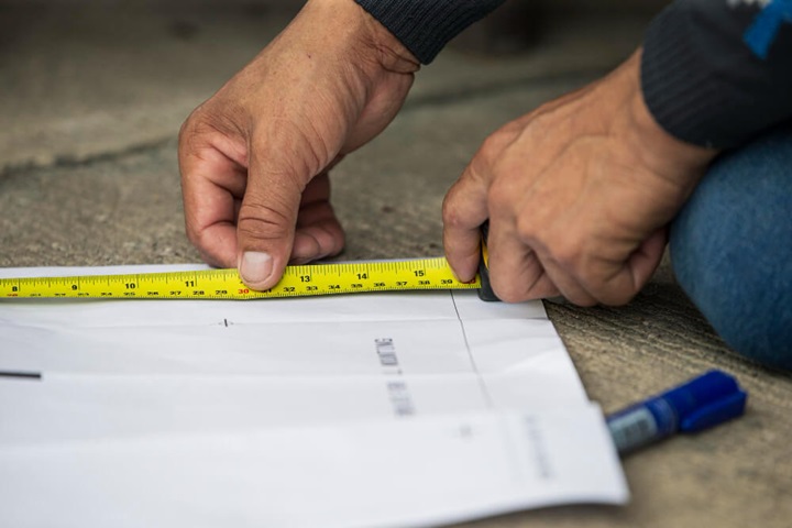 designing underfloor heating measuring
